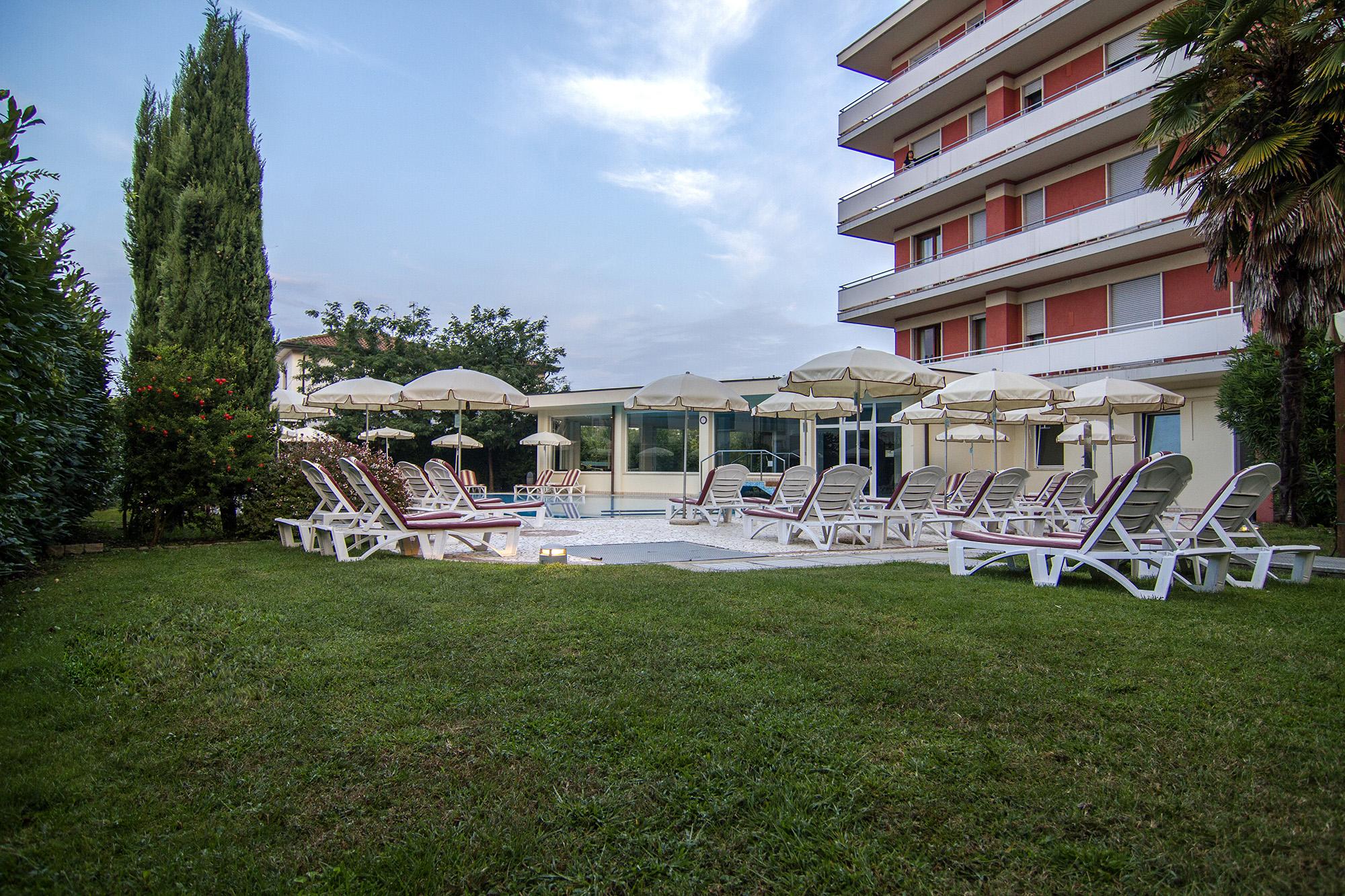 Hotel Aqua Абано-Терме Экстерьер фото