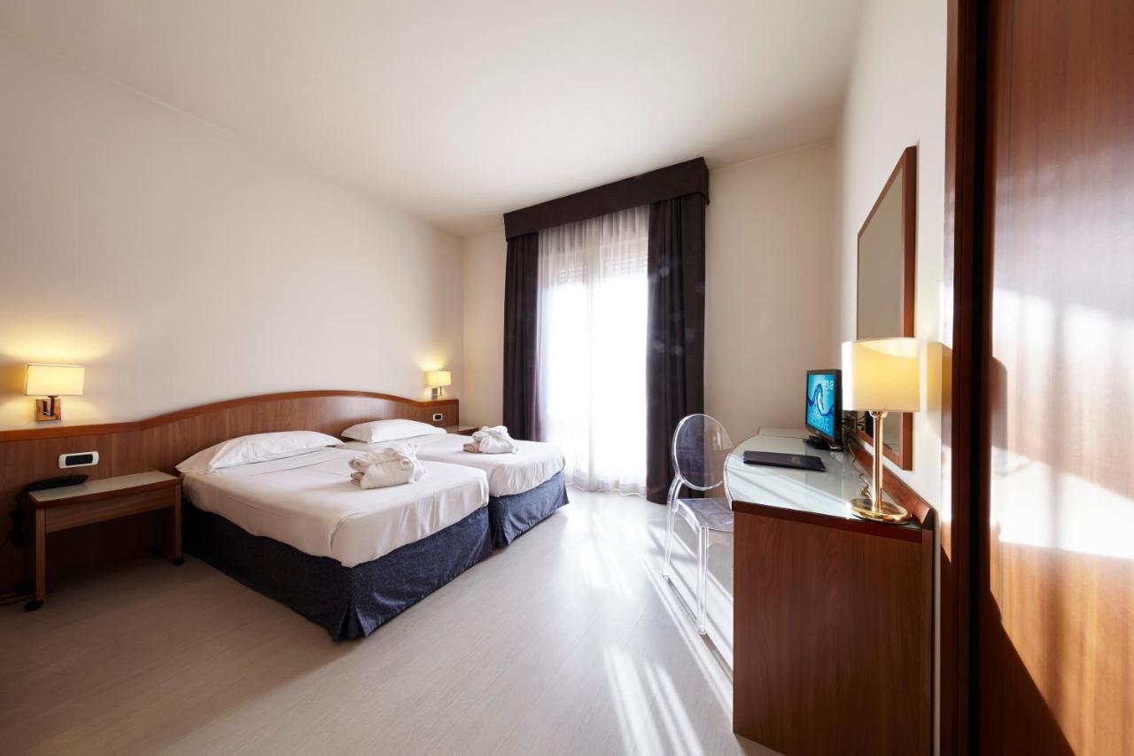 Hotel Aqua Абано-Терме Экстерьер фото